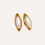 Load image into Gallery viewer, Earrings Auréole Oval – Bold Pearl Studs with Golden Finish