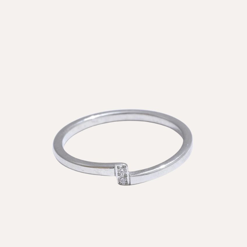 Lunelle Slim Spark Ring