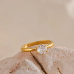 Load image into Gallery viewer, Aurelia Classic Zirconia Ring