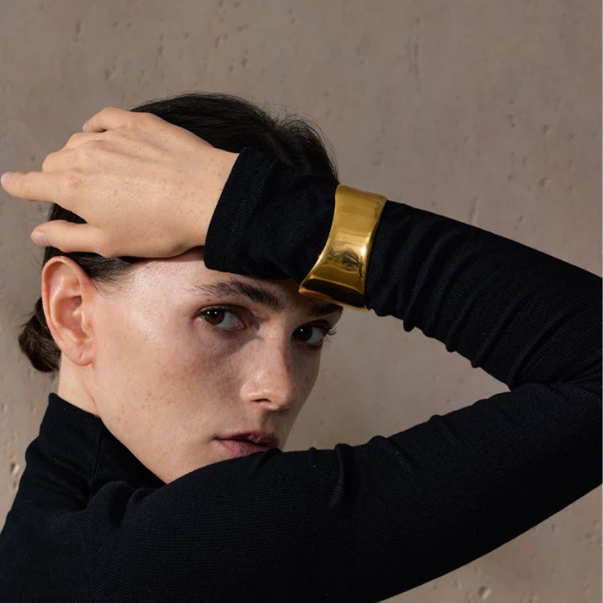 Valmira Grand Cuff