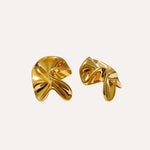 Load image into Gallery viewer, Earrings Fiore Irregular – Sculpted Floral Metal Studs
