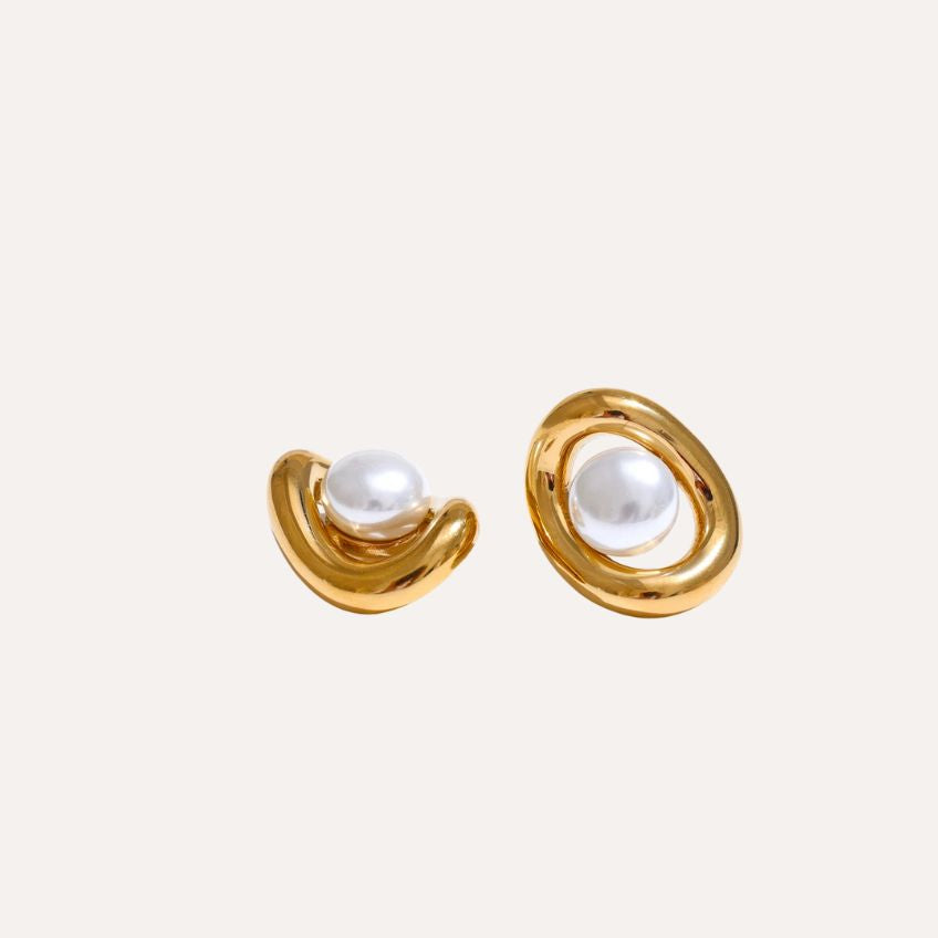 Earrings Ovale Lumi – Geometric Hollow Studs with Pearl Accent