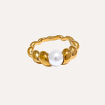 Load image into Gallery viewer, Marisse Pearl Twist Ring
