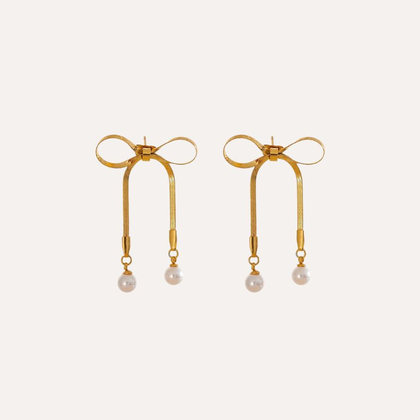 Earrings Liora Bow – Pearl Drop Earrings with Snake Chain Detail