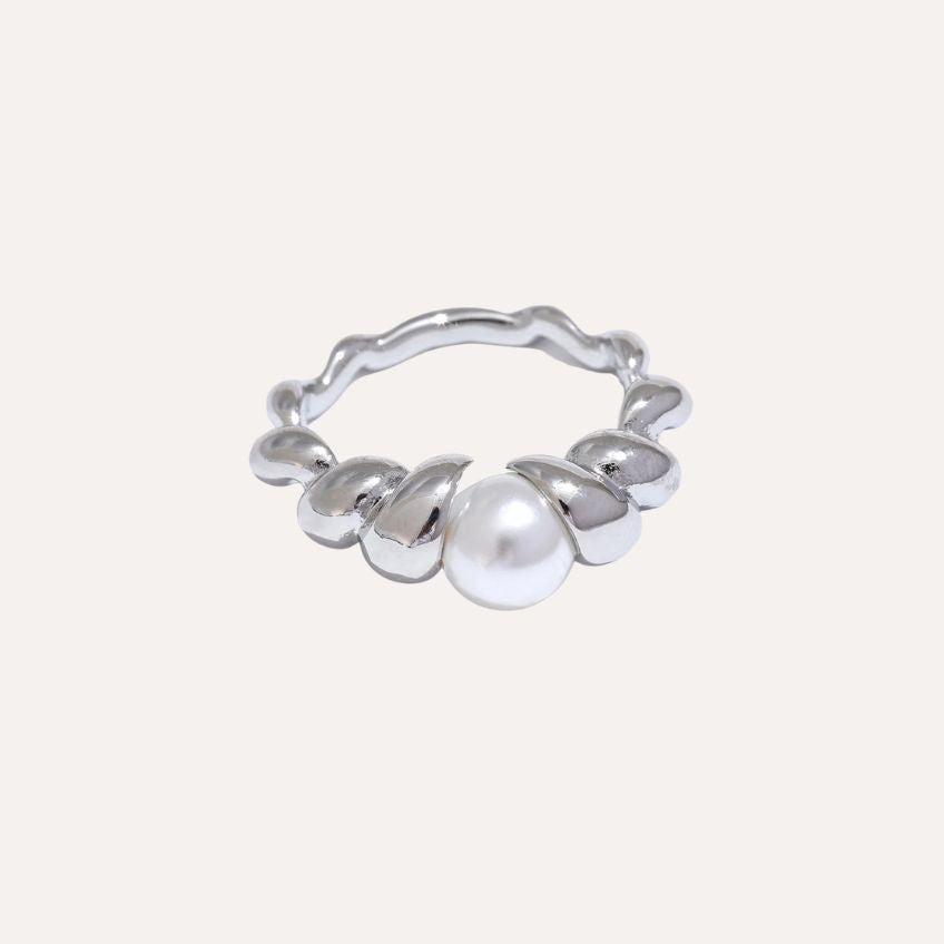 Marisse Pearl Twist Ring