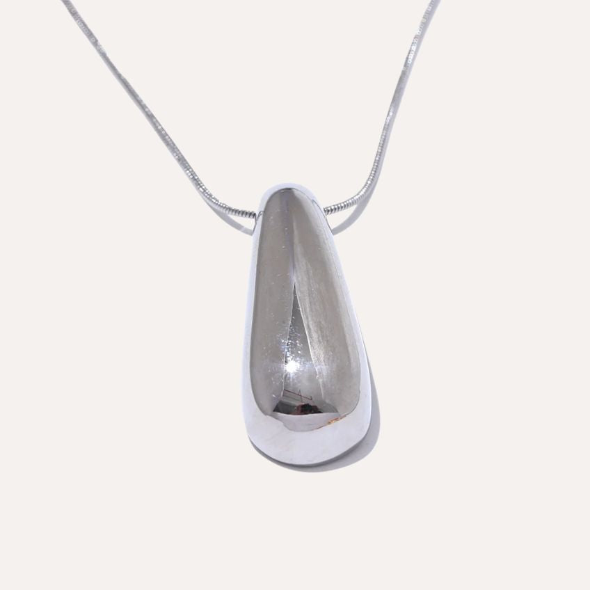 Elyra Drop Pendant Necklace