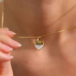 Load image into Gallery viewer, Seraphine Shell Heart Necklace
