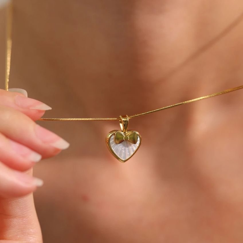 Seraphine Shell Heart Necklace