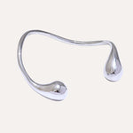 Load image into Gallery viewer, Serelis Twist Cuff
