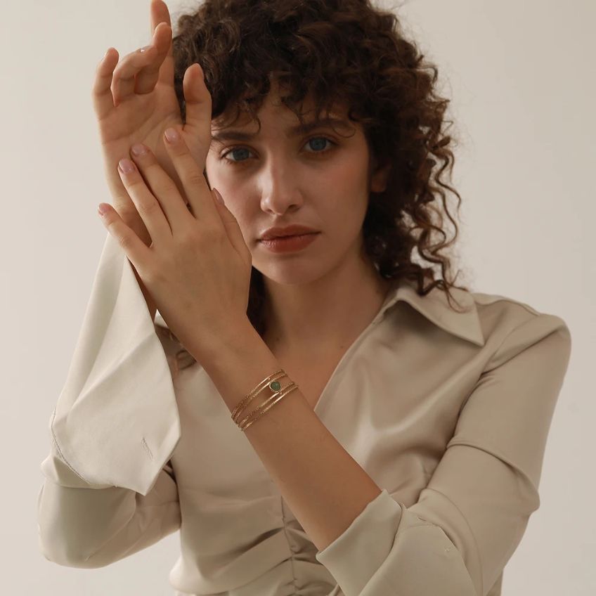 Elaria Verde Cuff