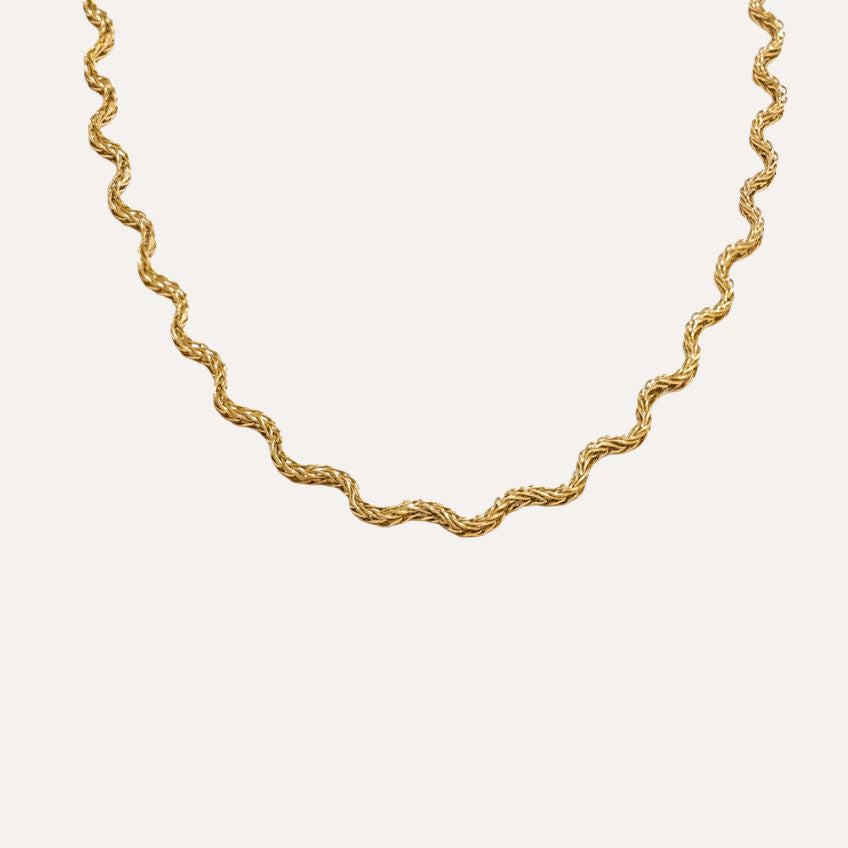 Solvéra Chain Collar