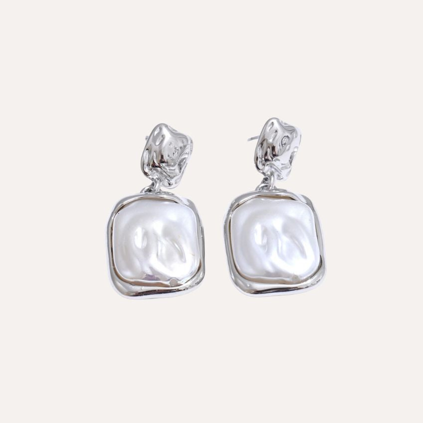 Earrings Belle Forma – Baroque Pearl Square Drops