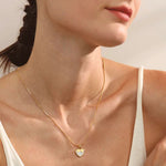 Load image into Gallery viewer, Seraphine Shell Heart Necklace
