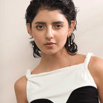 Load image into Gallery viewer, Earrings Liora Bow – Pearl Drop Earrings with Snake Chain Detail
