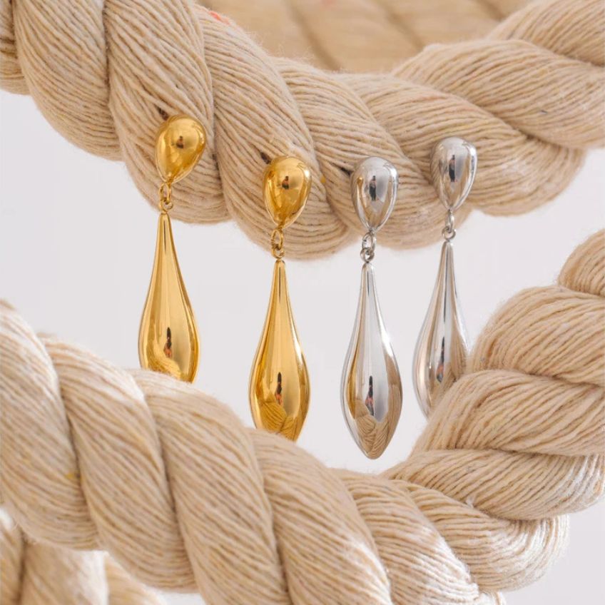 Delura Water Drop Earrings
