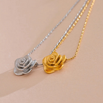 Load image into Gallery viewer, Necklace Fleur Aura – 18K Gold-Plated Floral Pendant
