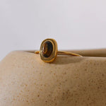 Load image into Gallery viewer, Elowen Oval Stone Ring
