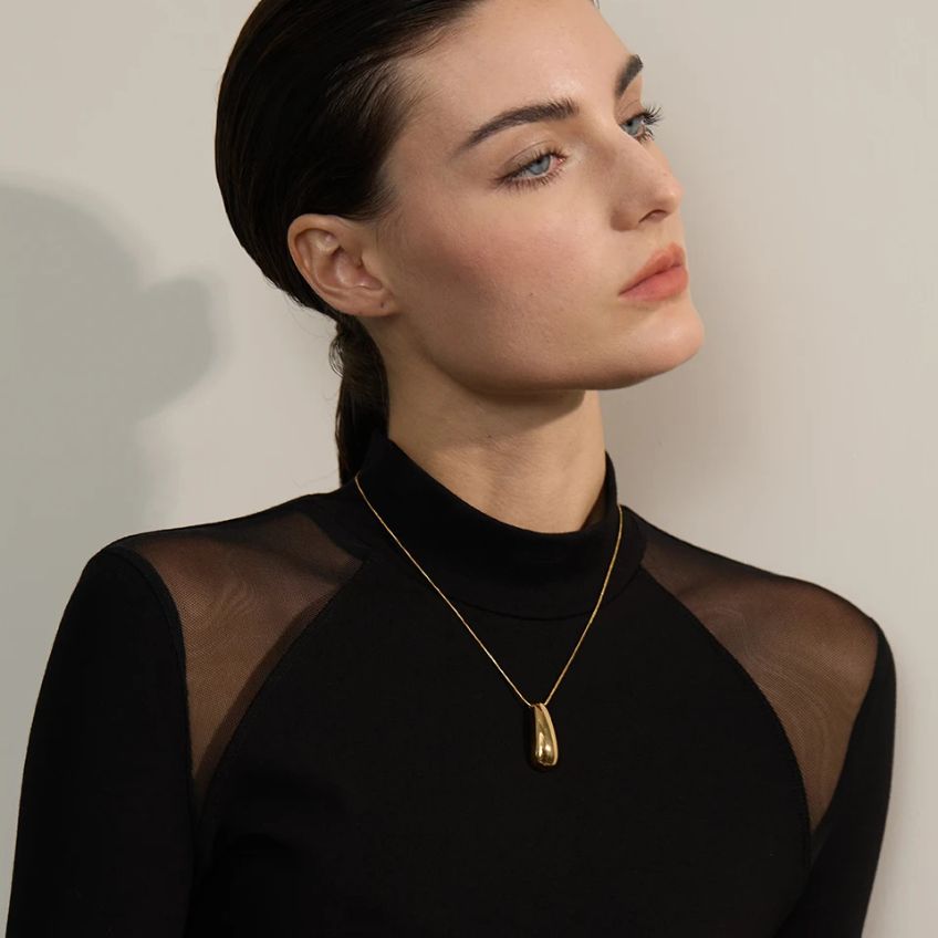 Elyra Drop Pendant Necklace