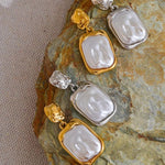 Load image into Gallery viewer, Earrings Belle Forma – Baroque Pearl Square Drops
