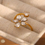 Load image into Gallery viewer, Florisse Sparkling Flower Ring
