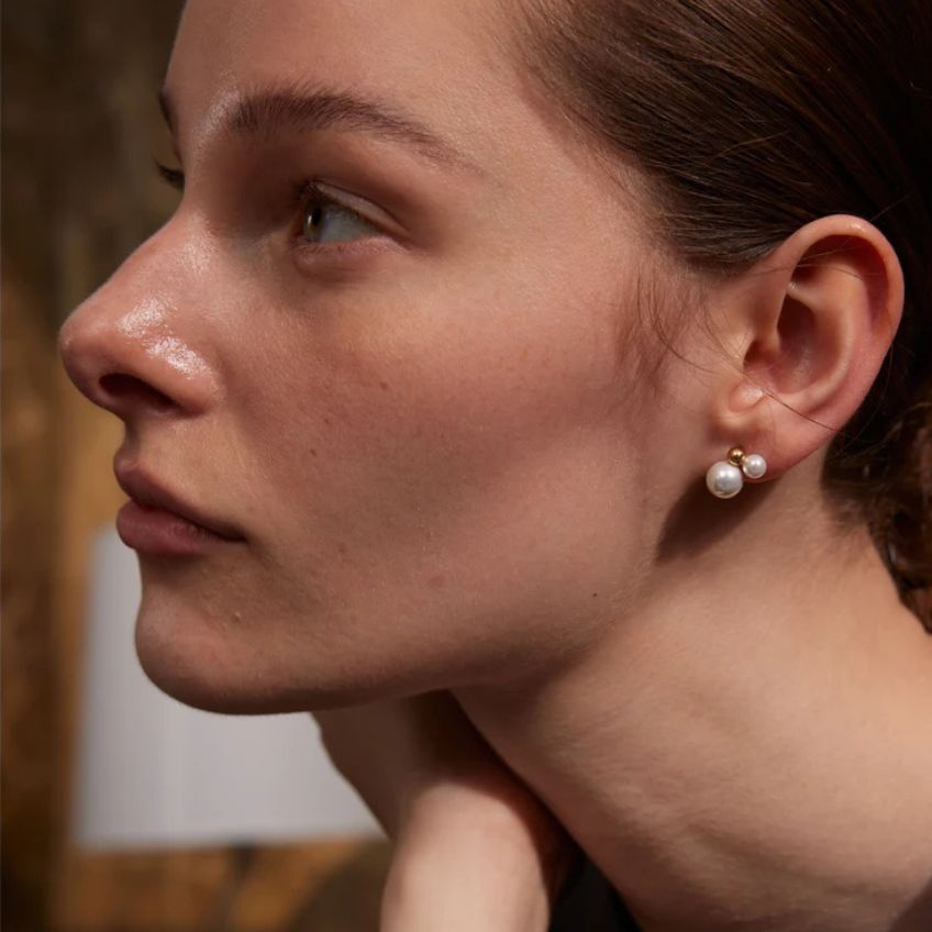 Earrings Lumi Mini – Small Pearl Studs in Gold or Platinum Finish