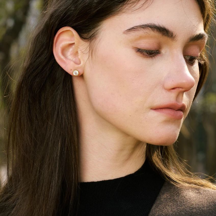 Lumira Spark Studs