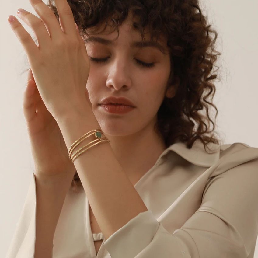 Elaria Verde Cuff