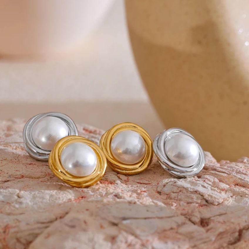 Earrings Pure Pearl – Minimalist Round Studs
