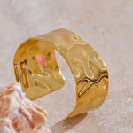 Load image into Gallery viewer, Solmara Hammered Cuff
