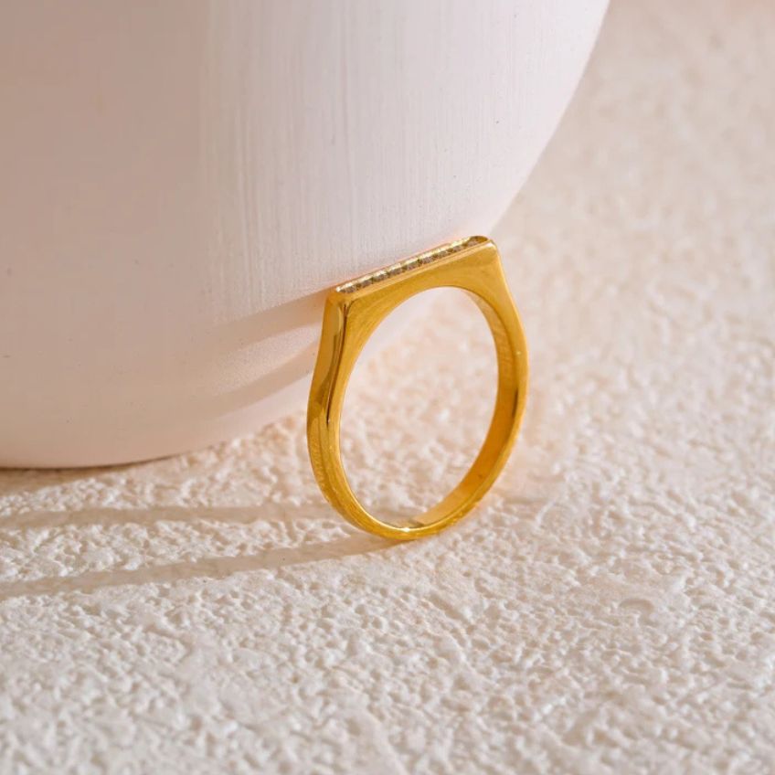 Clarisse Glow Ring