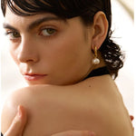 Load image into Gallery viewer, Earrings Éclat Pearl Drop
