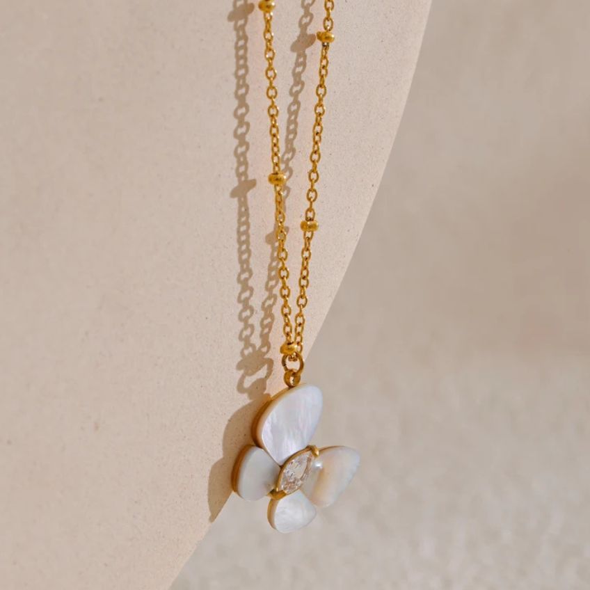 Auréa Butterfly Shell Necklace