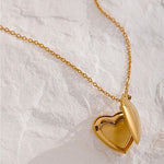 Load image into Gallery viewer, Necklace Cœur Secret
