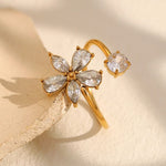 Load image into Gallery viewer, Florisse Sparkling Flower Ring
