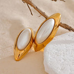 Load image into Gallery viewer, Earrings Auréole Oval – Bold Pearl Studs with Golden Finish
