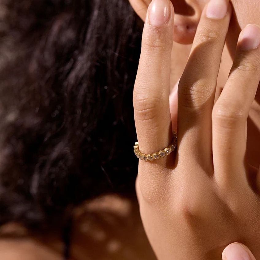 Éclara Zirconia Band Ring