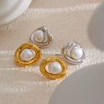 Load image into Gallery viewer, Earrings Ovale Lumi – Geometric Hollow Studs with Pearl Accent
