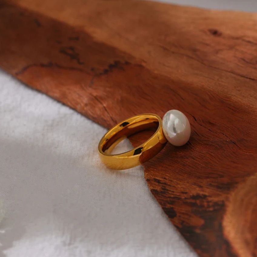 Virelle Pearl Statement Ring