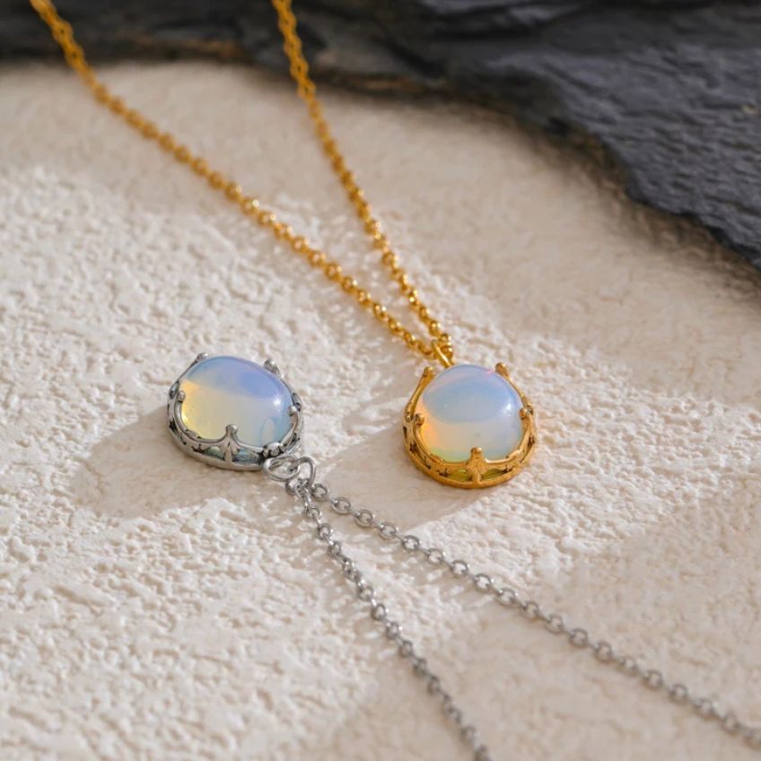 Necklace Aura Opale