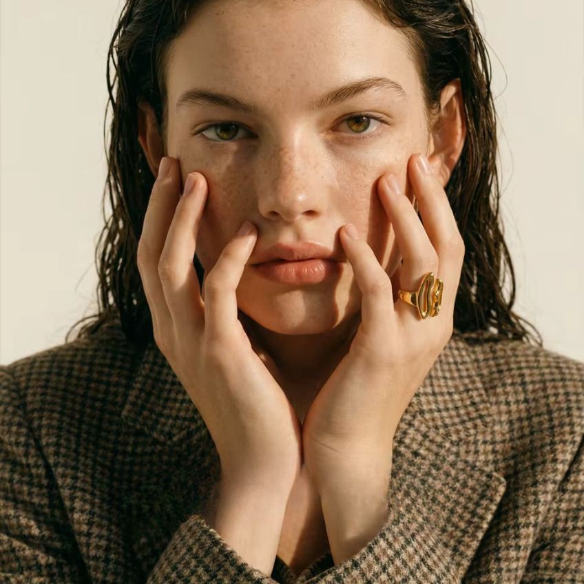 Hollow Geometry Ring