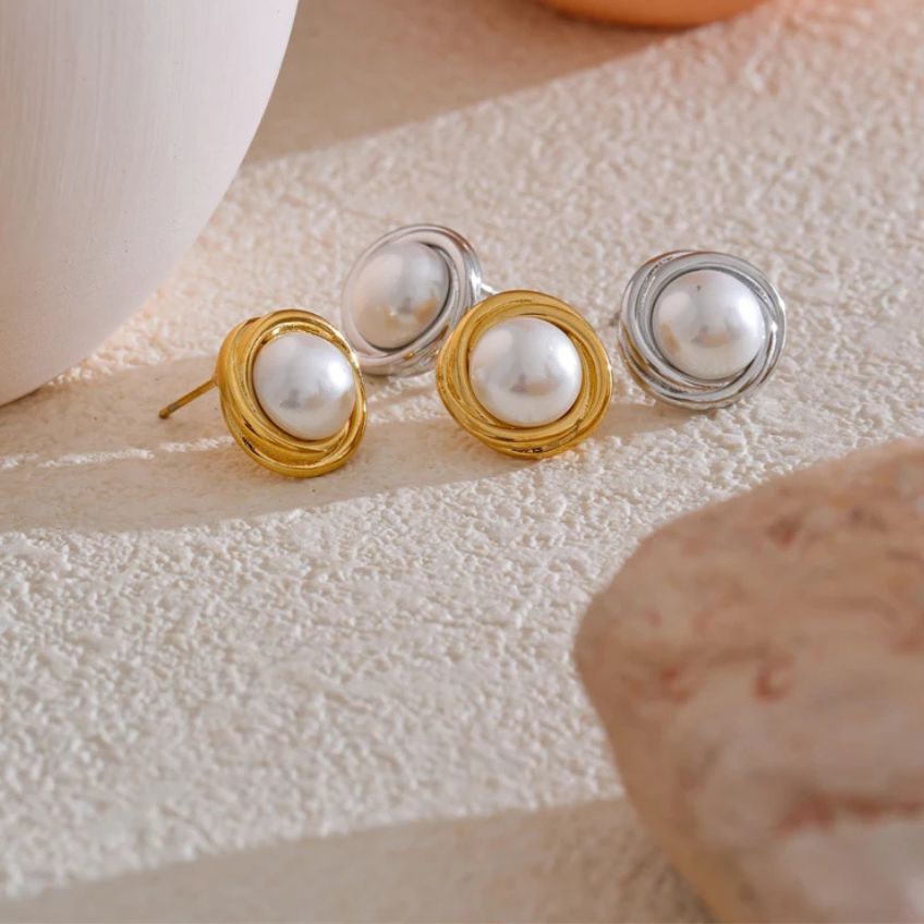 Earrings Pure Pearl – Minimalist Round Studs
