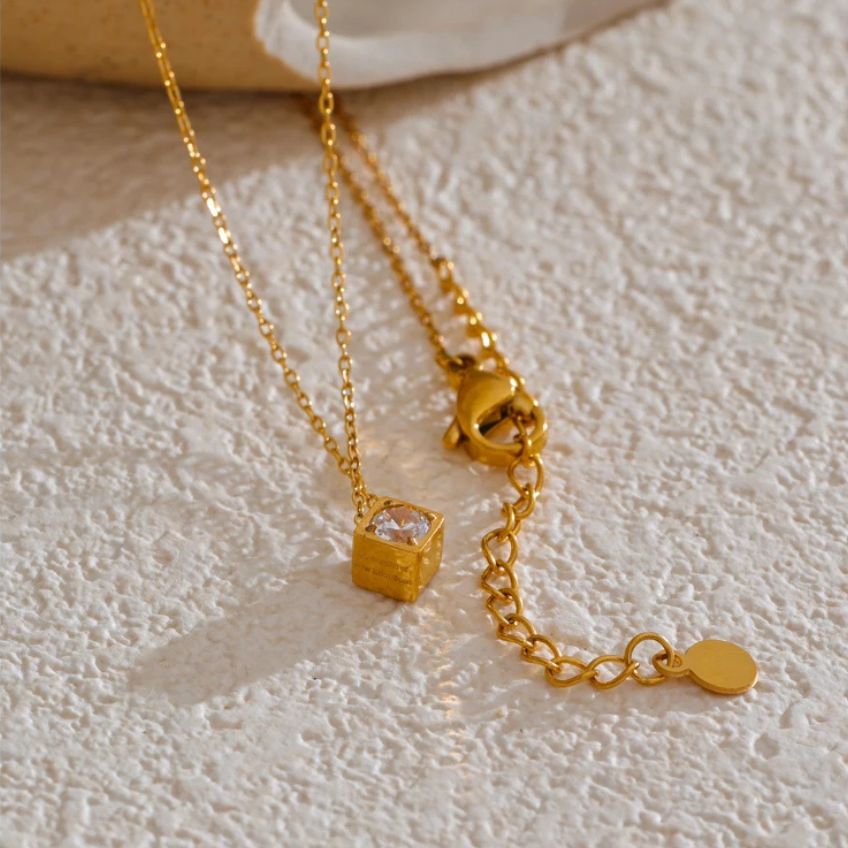 Intenzione Square Pendant Necklace