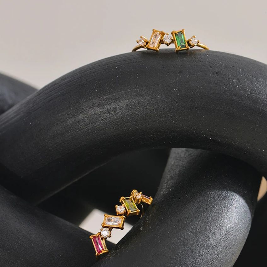 Virelli Rainbow Spark Ring