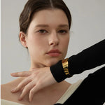 Load image into Gallery viewer, Product Name Bracelet Miráx

